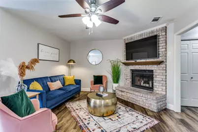 529 Essex Place, Euless, TX 76039 - Photo 4