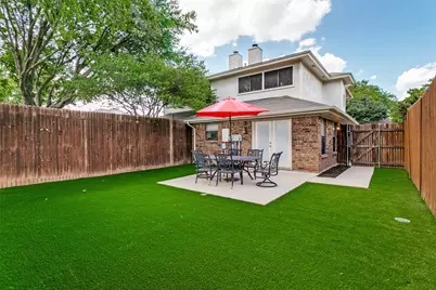 529 Essex Place, Euless, TX 76039 - Photo 2