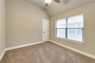 3100 Main St, Granbury, TX 76049 - Photo 14