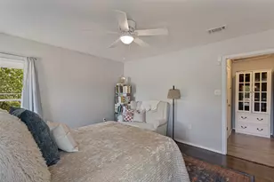 220 Ash Creek Dr W, Sanctuary, TX 76020 - Photo 12