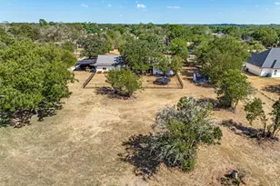 220 Ash Creek Dr W, Sanctuary, TX 76020 - Photo 28