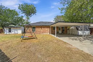 900 N Grand Ave, Waxahachie, TX 75165 - Photo 24