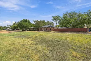 900 N Grand Ave, Waxahachie, TX 75165 - Photo 26
