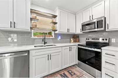 900 N Grand Avenue, Waxahachie, TX 75165 - Photo 10