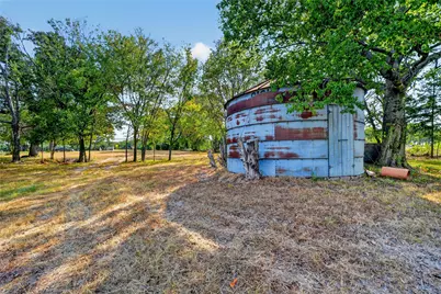 1015 Oak Trail, Union Valley, TX 75474 - Photo 6
