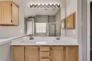 503 Las Cruces Dr, Irving, TX 75063 - Photo 16