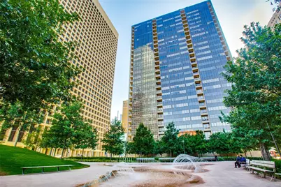 1200 Main Street #804, Dallas, TX 75202 - Photo 2