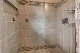 11049 Paddock Cir, Dallas, TX 75238 - Photo 22