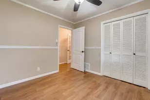 11049 Paddock Cir, Dallas, TX 75238 - Photo 26