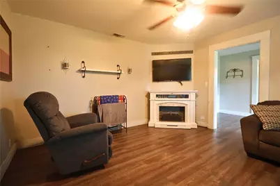 210 Hopkins, Alba, TX 75410 - Photo 24