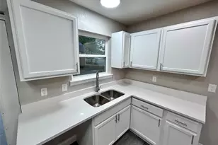 705 Jadewood Dr, Dallas, TX 75232 - Photo 14