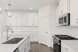 3640 Castle Dr, Celina, TX 75009 - Photo 10
