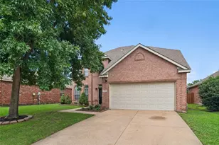 10609 Augusta Ln, Rowlett, TX 75089 - Photo 2