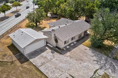 2402 Loyce Drive, Mesquite, TX 75149 - Photo 2