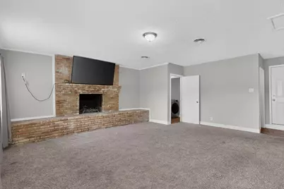 2402 Loyce Drive, Mesquite, TX 75149 - Photo 10