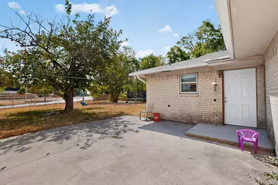 2402 Loyce Drive, Mesquite, TX 75149 - Photo 32