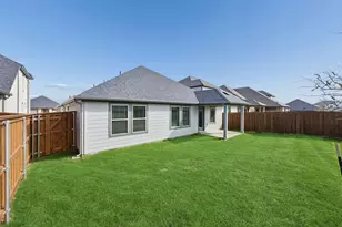 10625 Blakely Crk Rd, Fort Worth, TX 76126 - Photo 32
