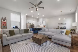 621 N Tyler St, Dallas, TX 75208 - Photo 14