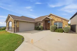 210 Timber Vly Ct, Weatherford, TX 76085 - Photo 8