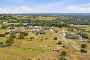 210 Timber Vly Ct, Weatherford, TX 76085 - Photo 14