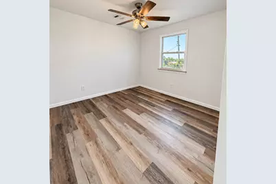 818 S Austin, Bremond, TX 76629 - Photo 8