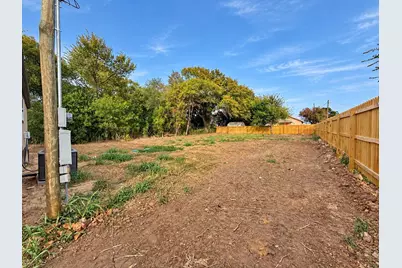 818 S Austin, Bremond, TX 76629 - Photo 10