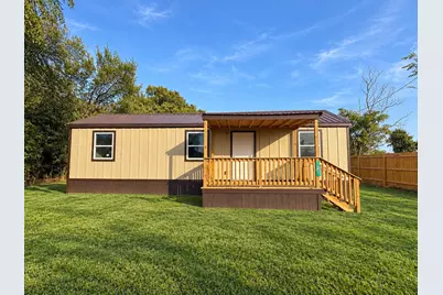 818 S Austin, Bremond, TX 76629 - Photo 2