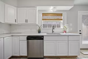 1605 Versailles Dr, Richardson, TX 75081 - Photo 10