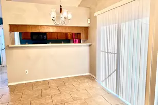 923 Binbrook Dr, Mesquite, TX 75149 - Photo 4