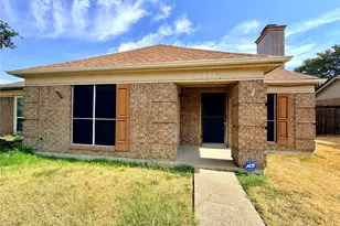 923 Binbrook Dr, Mesquite, TX 75149 - Photo 2