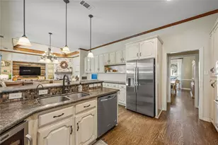 305 Brock St, Coppell, TX 75019 - Photo 14