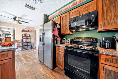 240 Dewey Court, Irving, TX 75060 - Photo 14