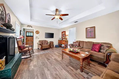 240 Dewey Court, Irving, TX 75060 - Photo 6