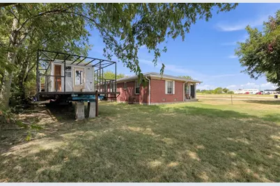 535 Ross Road, Elm Mott, TX 76640 - Photo 4