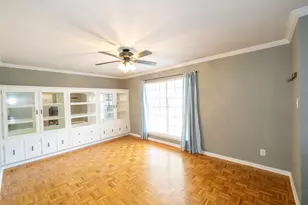 900 N Bowen Rd, Arlington, TX 76012 - Photo 4