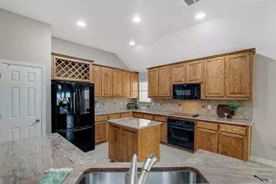 6512 Canyon Crest Drive, McKinney, TX 75071 - Photo 10