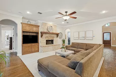 7501 Thistledown Drive, McKinney, TX 75071 - Photo 12