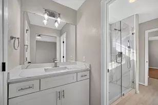 4730 Parkhaven Dr, Garland, TX 75043 - Photo 32