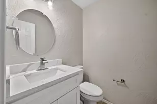 4730 Parkhaven Dr, Garland, TX 75043 - Photo 18