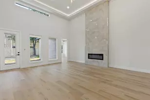 922 Claude St, Dallas, TX 75203 - Photo 2