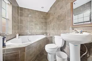 1801 Garden Oaks Dr, Irving, TX 75061 - Photo 12