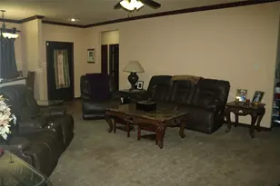 1055 Chartres, Oak Ridge, TX 75142 - Photo 32