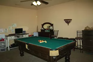 1055 Chartres, Oak Ridge, TX 75142 - Photo 18