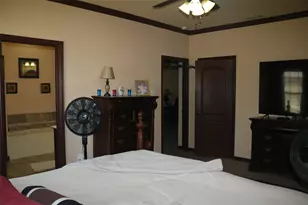 1055 Chartres, Oak Ridge, TX 75142 - Photo 28