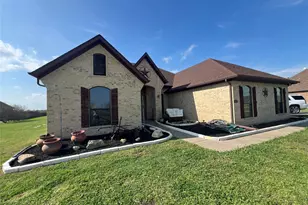 1055 Chartres, Oak Ridge, TX 75142 - Photo 1