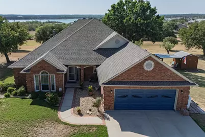 115 Lakeview Drive, Runaway Bay, TX 76426 - Photo 4
