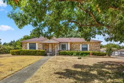 7235 Vecino Drive, Dallas, TX 75241 - Photo 1