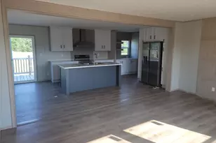 355 Largo St, Bonham, TX 75418 - Photo 2