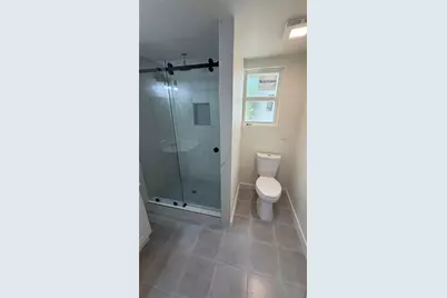 318 18th Street, Grand Prairie, TX 75051 - Photo 10