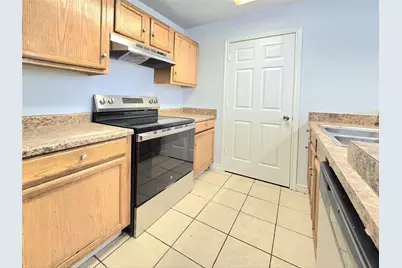 5017 Chapman Street #5019, Fort Worth, TX 76105 - Photo 4